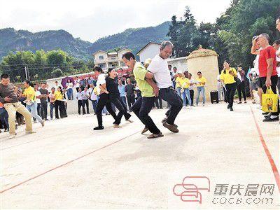 点击进入下一页